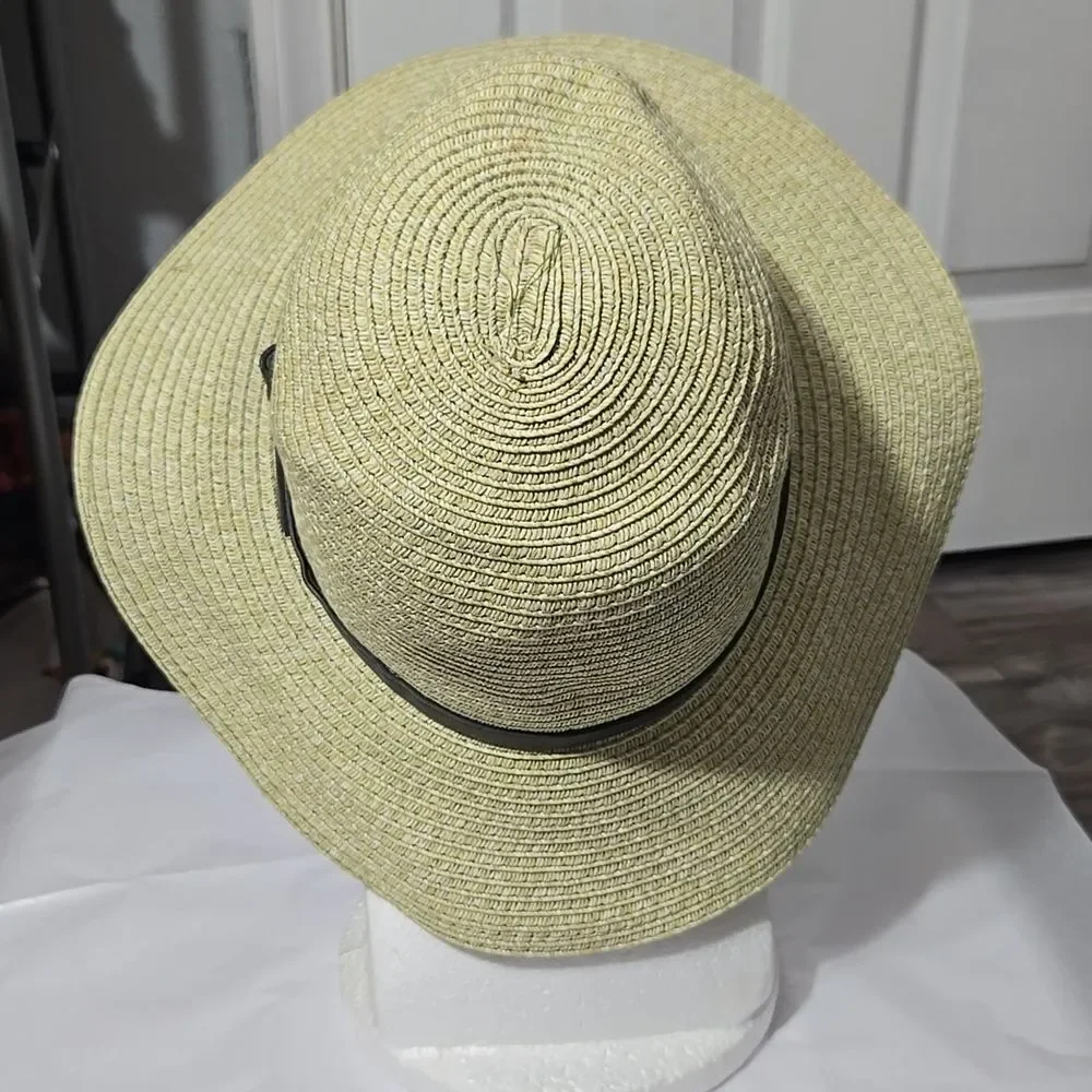 Woman's small Brim belted hat Floppy